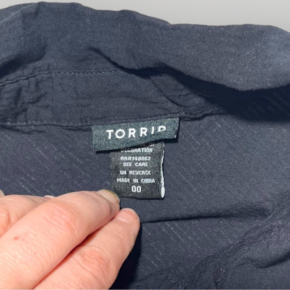 Torrid Black Top - Sz 00 - Picture 9 of 13